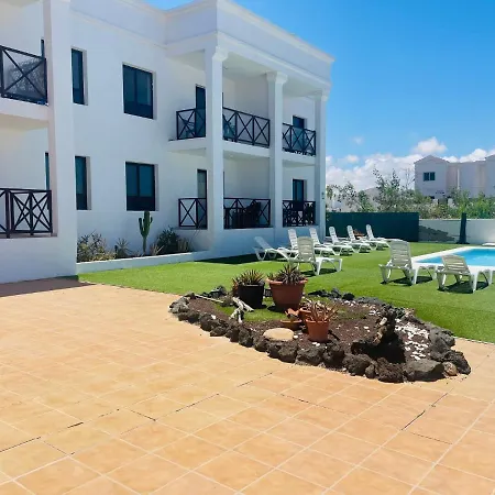 Apartment Casa Playa La Concha N1 El *
