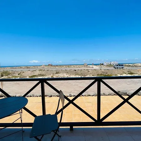 Casa Playa La Concha N1 El Apartment *
